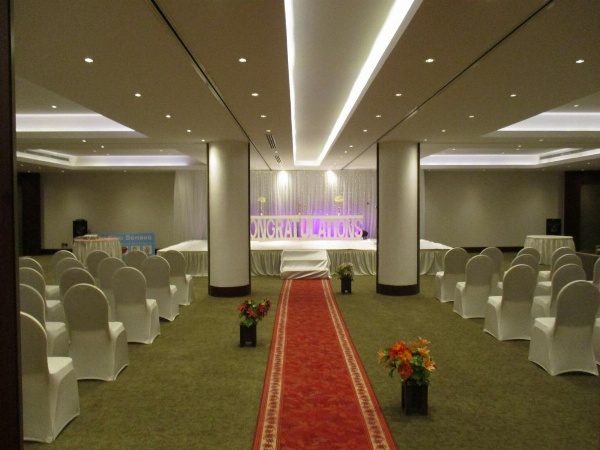 Executives Hotel - Azizia Main image